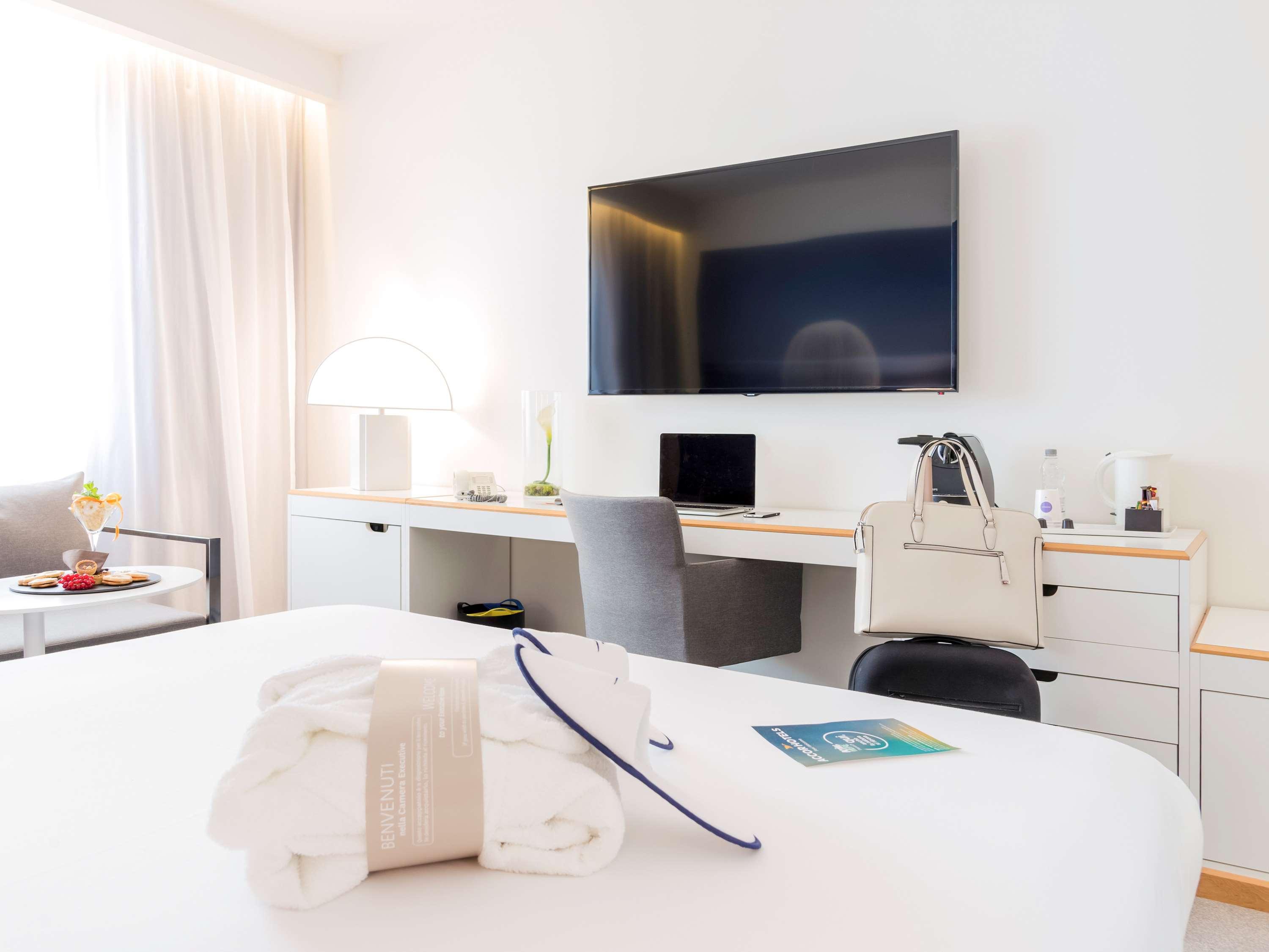 Novotel Firenze Nord Aeroporto Sesto Fiorentino Esterno foto