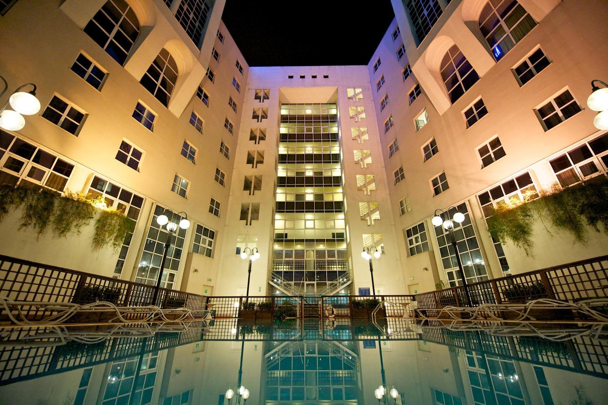 Novotel Firenze Nord Aeroporto Sesto Fiorentino Esterno foto