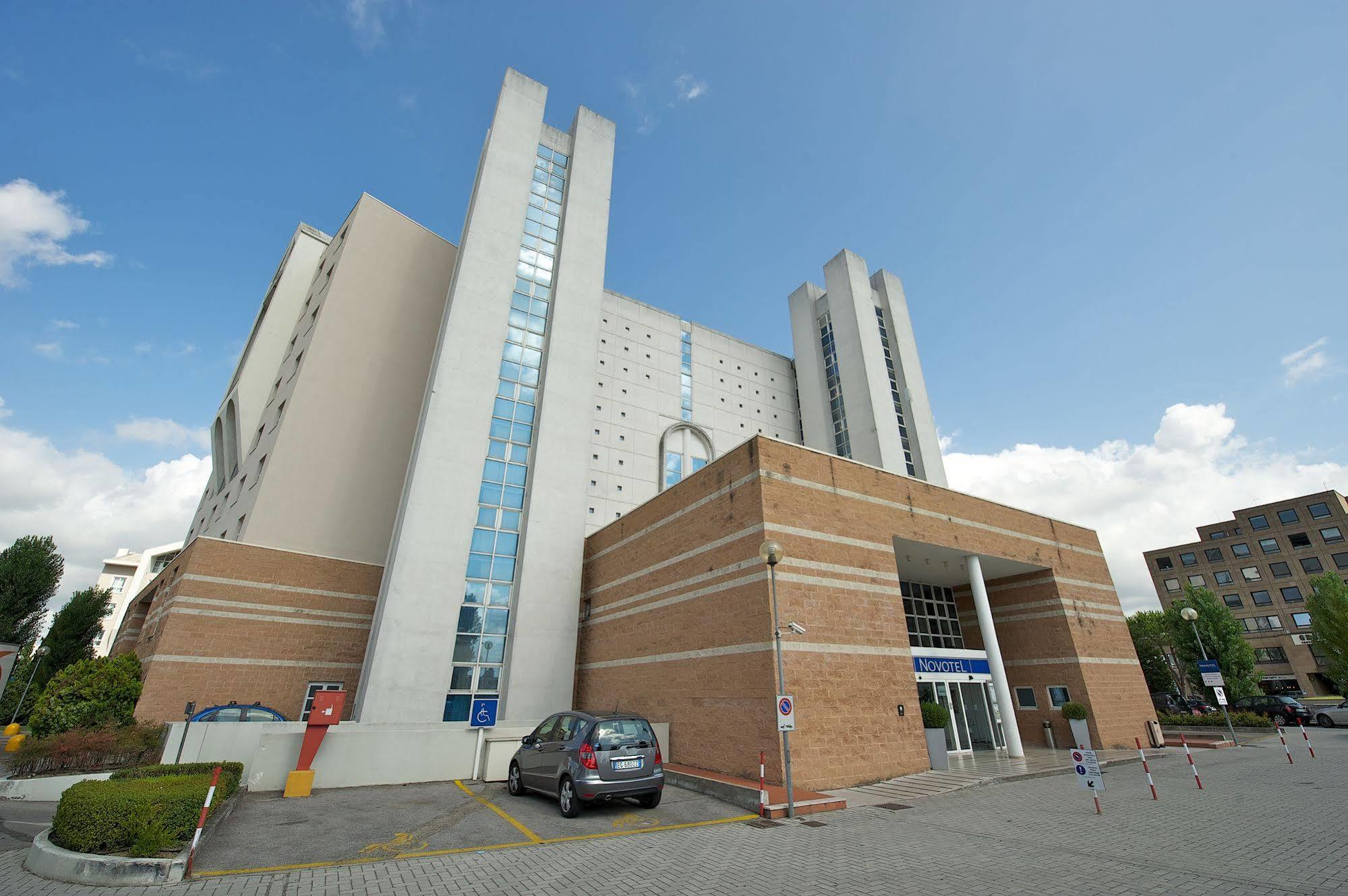 Novotel Firenze Nord Aeroporto Sesto Fiorentino Esterno foto